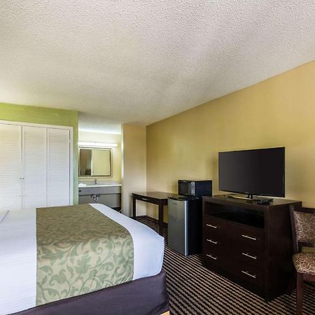Rodeway Inn Alexandria Dış mekan fotoğraf