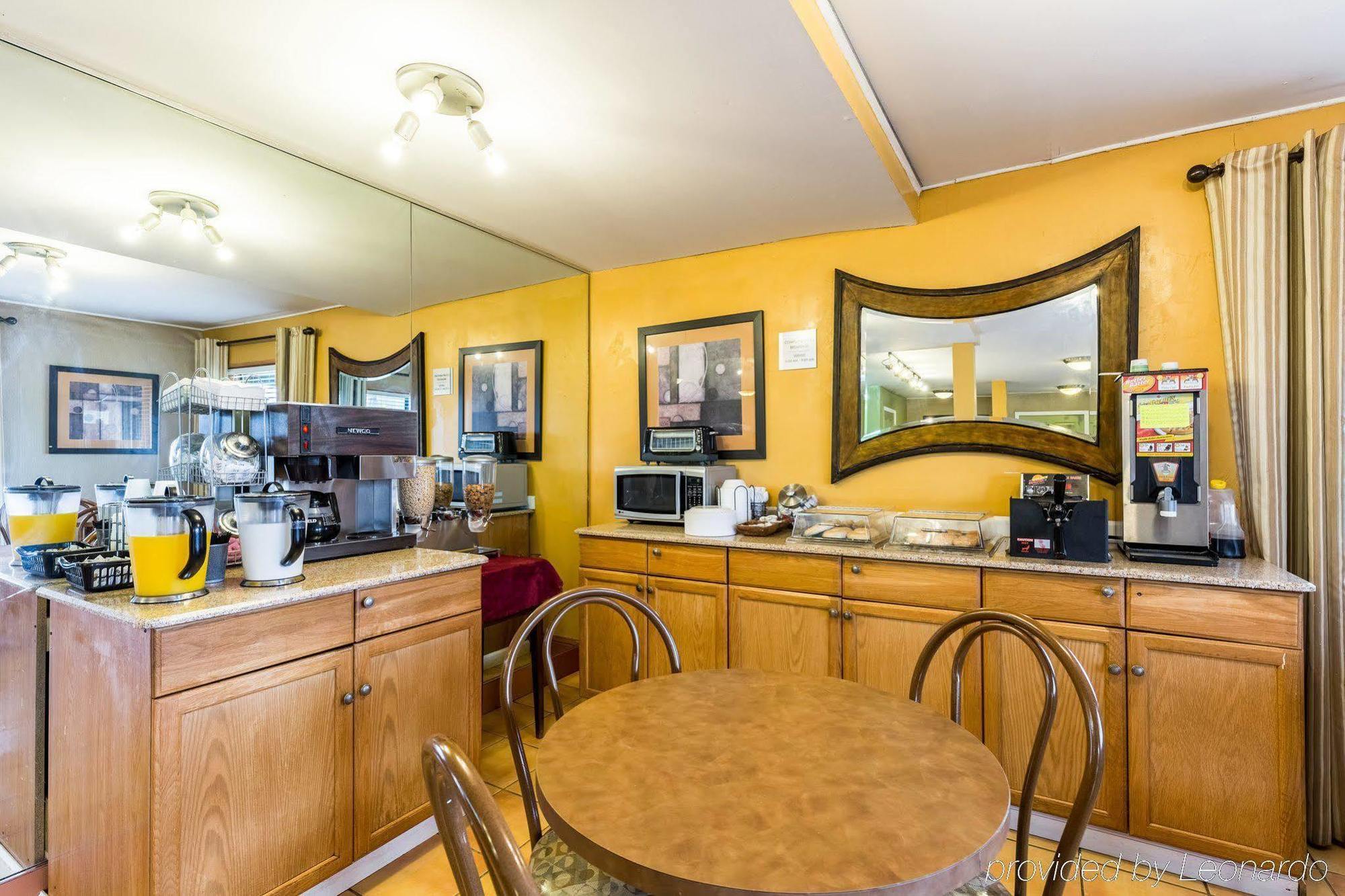 Rodeway Inn Alexandria Dış mekan fotoğraf