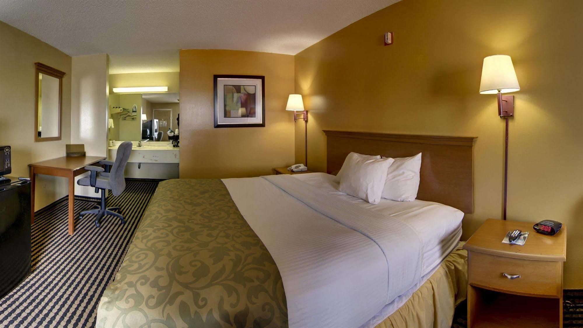 Rodeway Inn Alexandria Dış mekan fotoğraf